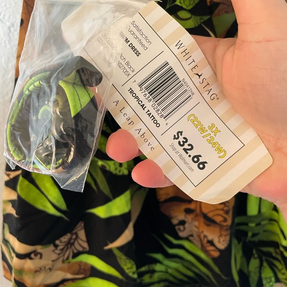 NWT  one piece bathing suit white sage tummy control - Picture 2 of 4